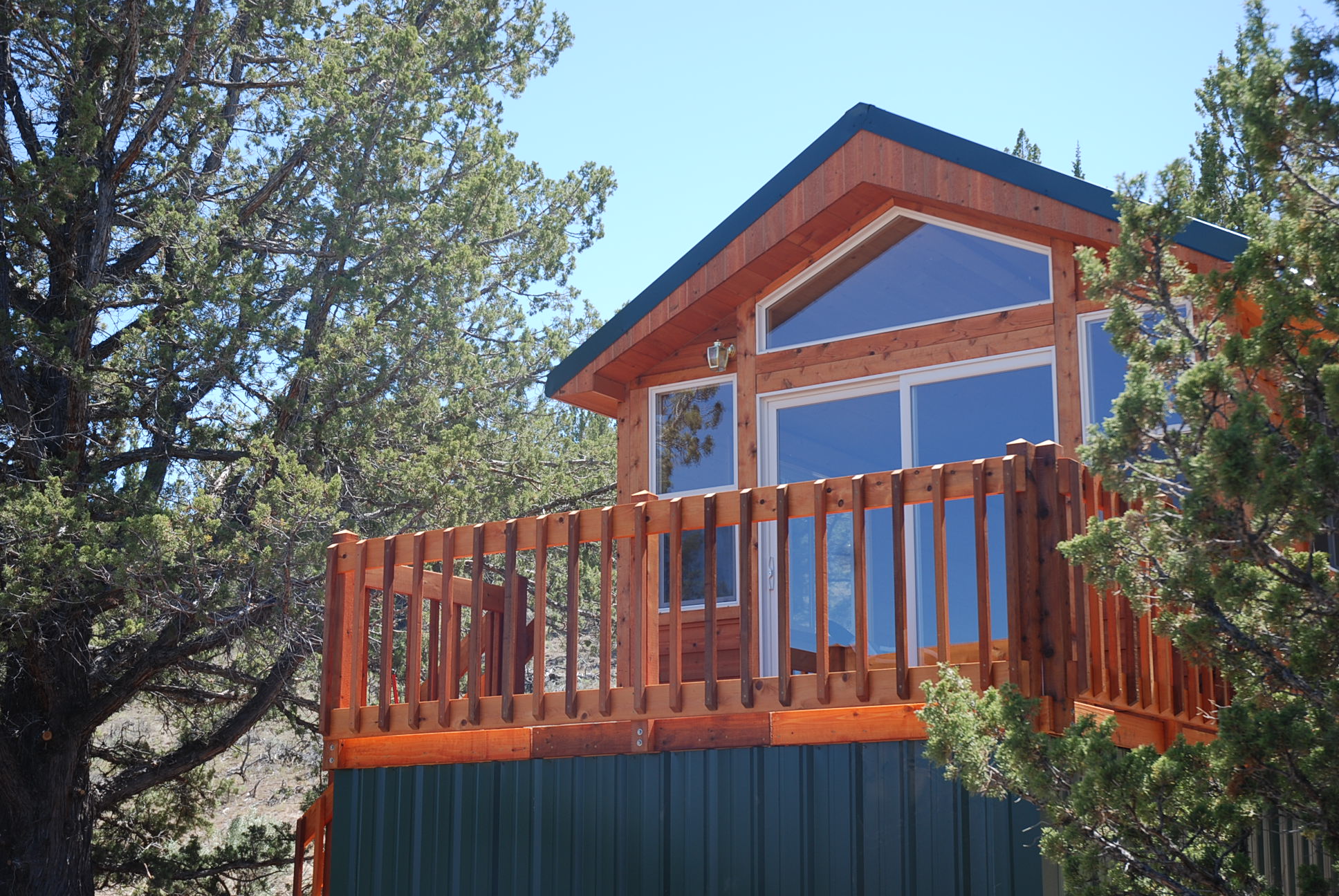 cabin for sale at Oregon ranch